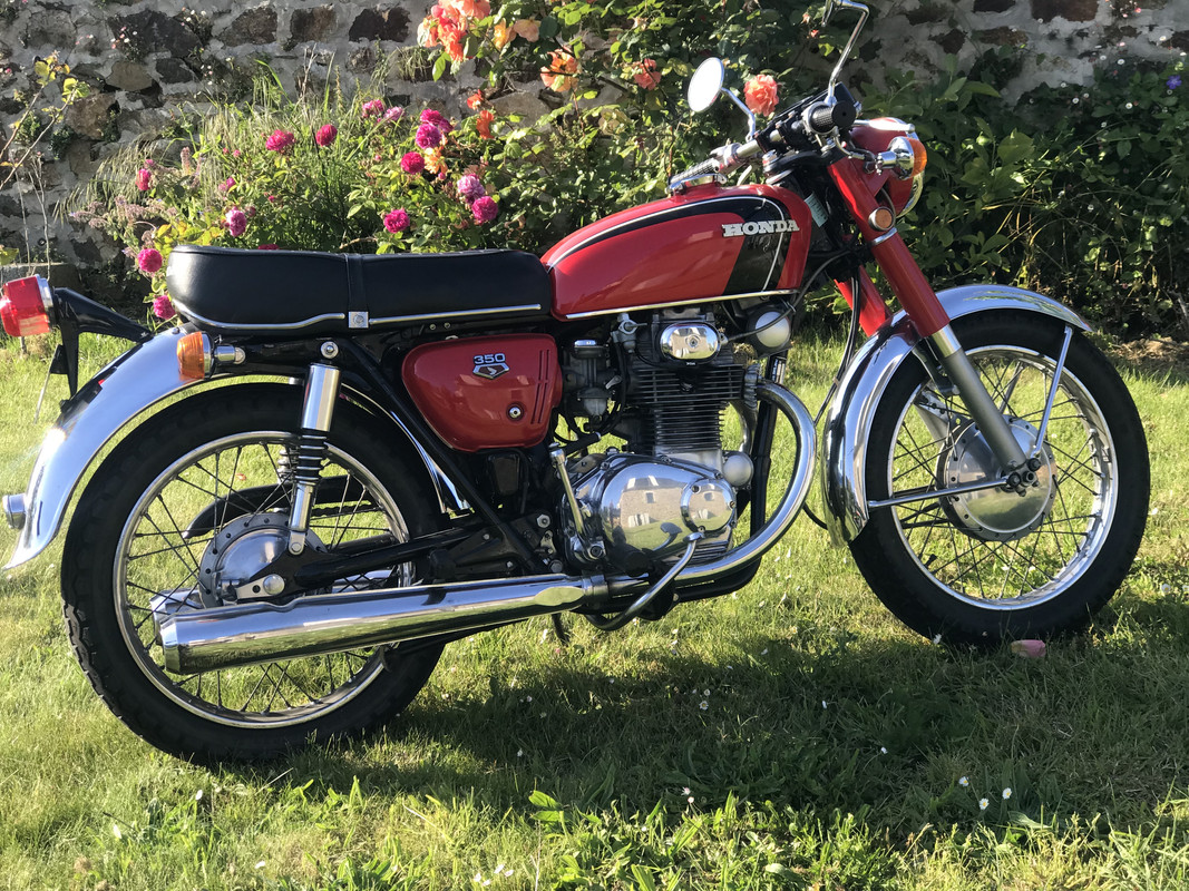 07F84DCD-2C13-4379-8729-8261F519391D