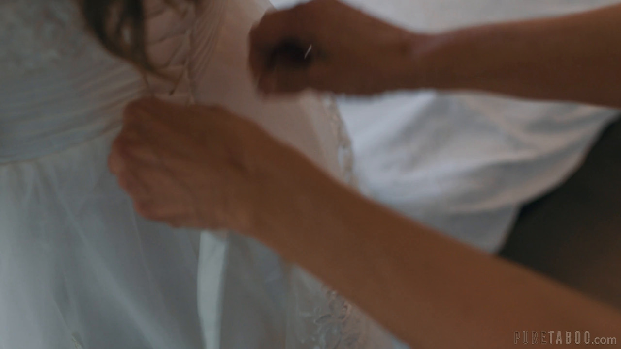 Reagan Foxx Maya Woulfe - Wedding Jitters - PURETABOO.mp4.0003