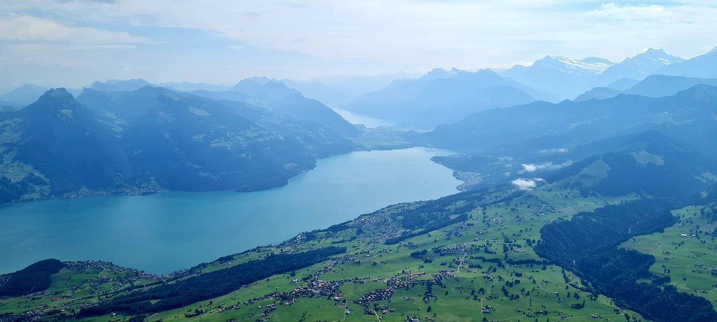 Suiza: 7 veranos, 7 planes con niños - Blogs de Suiza - MONTE NIESEN: la gran pirámide, un plan de altura (3)