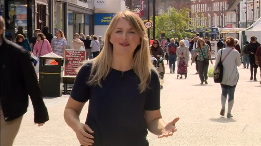 BBC London News_20210913_18301900.ts_snapshot_04.58.874