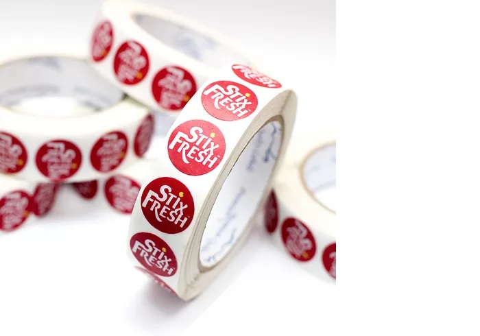 Stiker produksi Stixfresh yang mampu membuat buah awet dalam 2 minggu