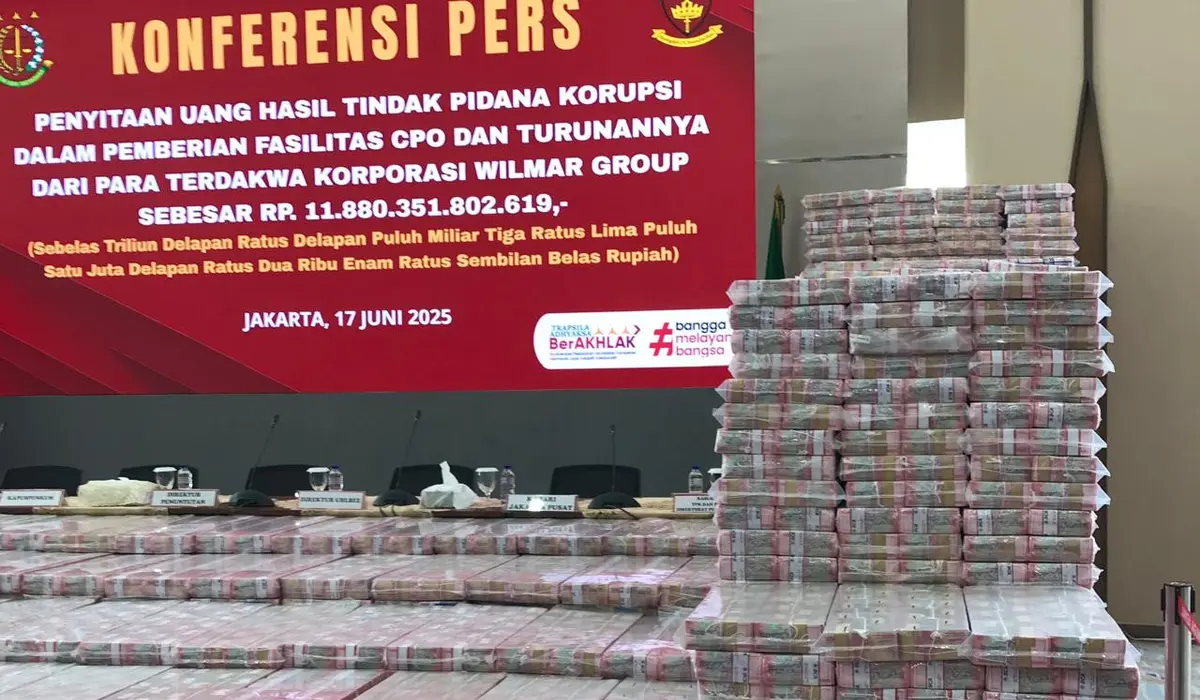 Uang Rp1,3 Triliun Disita Kejagung, Kasus Korupsi CPO Terungkap