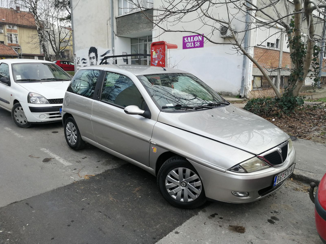 AD2434D4-B3E8-4776-8276-50EF937BAA32