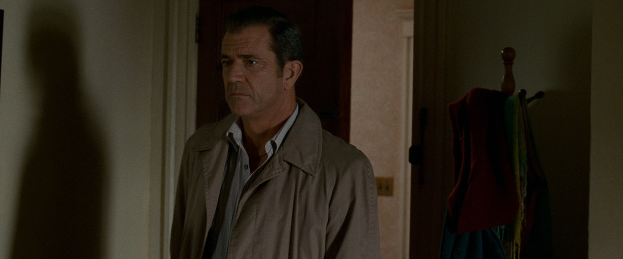 Edge of Darkness 2010 (1080p x265 10bit Tigole).