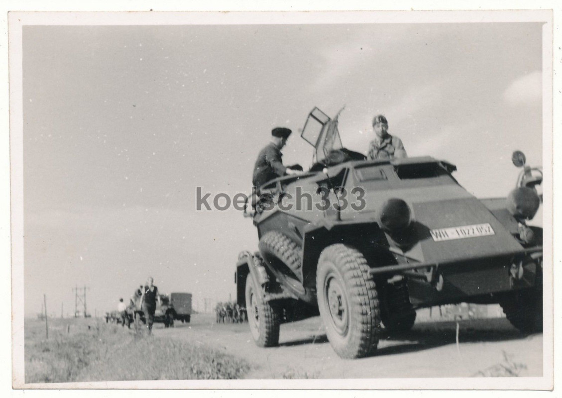 Foto Russland Feldzug 16. Panzer Div. ! 4 Rad Panzerspähwagen Ch