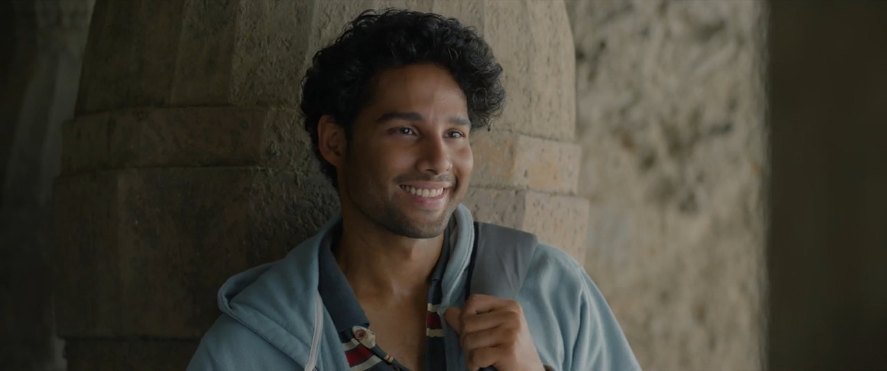 Dhadak 2 2025 WebRip [Hindi] 480p, 720p ESub Screenshot