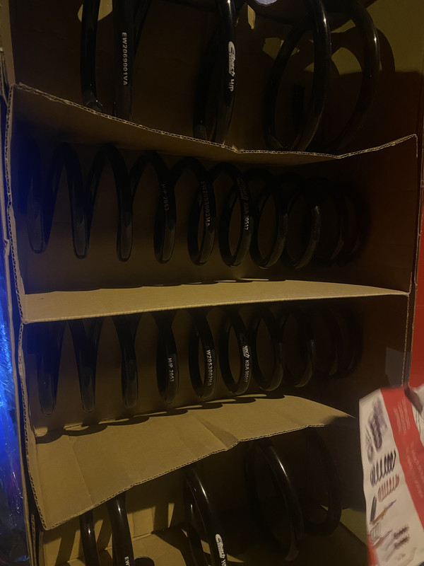 E6A5BB3F-7FBD-4C62-8FDC-632810CEF48A