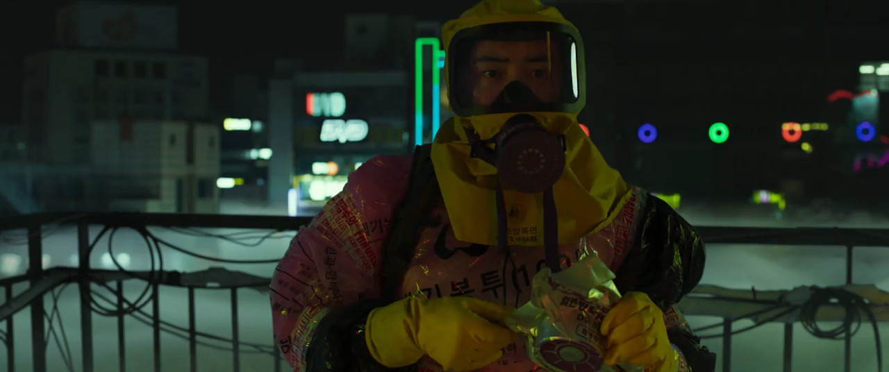 EXIT 2019 BluRay [Hindi + Tamil + Korean] 480p 720p ESub Screenshot