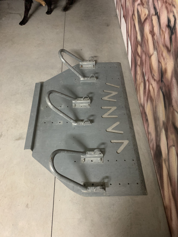 14D3C773-CFE3-4B1E-BDC1-6E8D2E4BCD6E