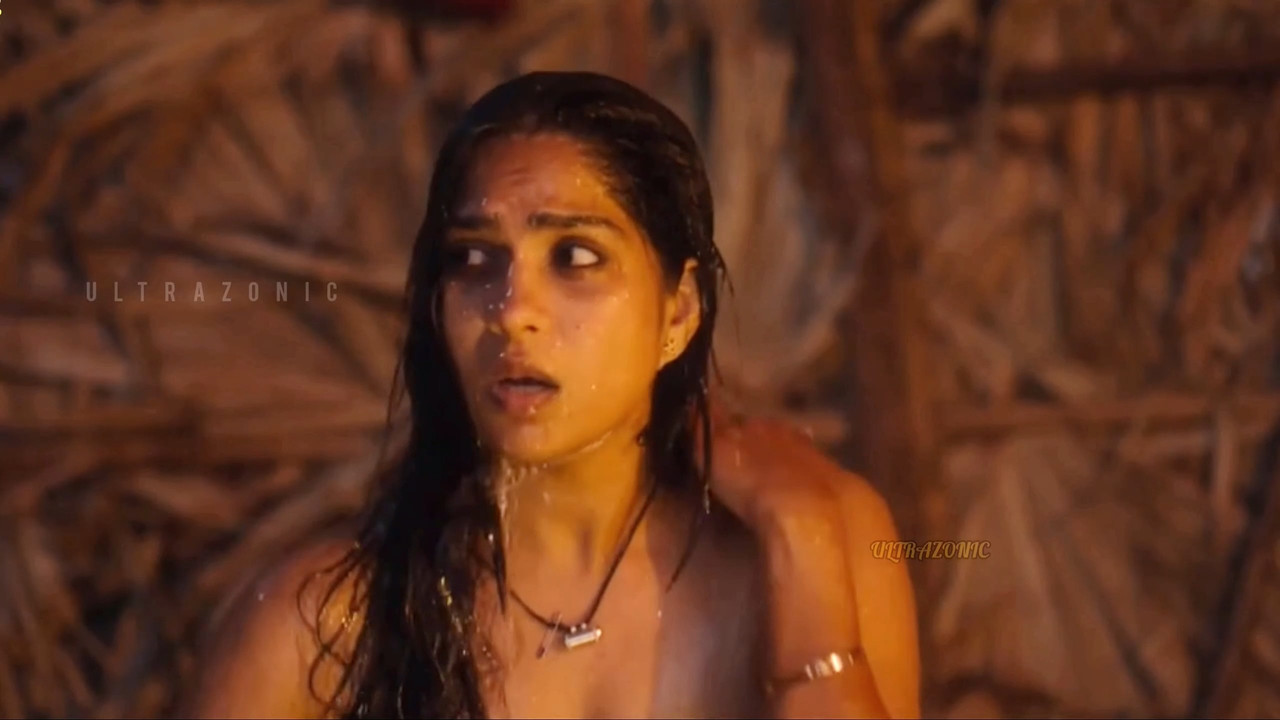 [Image: Swasika-Hot-Steamy-Sizzling-Scene-mp4-sn...31-650.jpg]