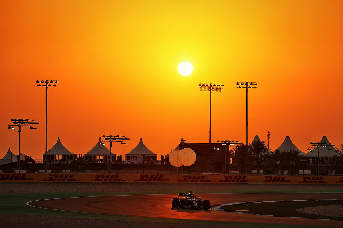 [Imagen: f1-gp-qatar-gara-domenica-8.jpg]