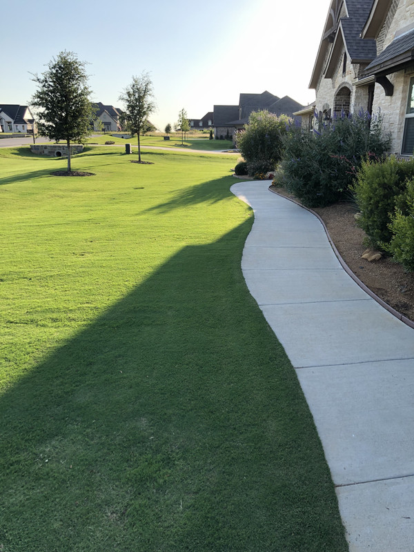 D2B9F5F5-8B70-4B59-8CF7-9CD4B720DEC3