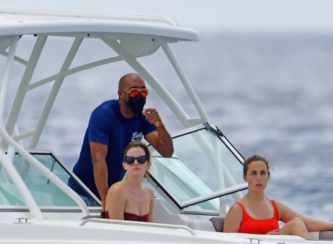 emmawatson-photogallery.blogspot.com (10)