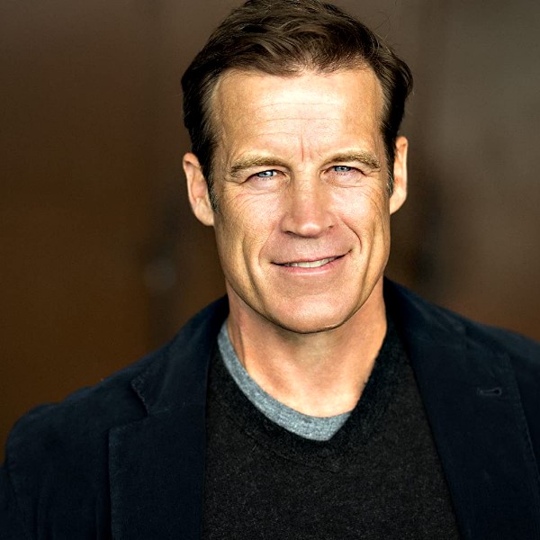 Mark Valley