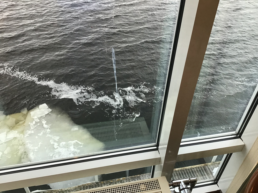 E8414EAA-70F0-4667-A4BC-84B4AD0E1461