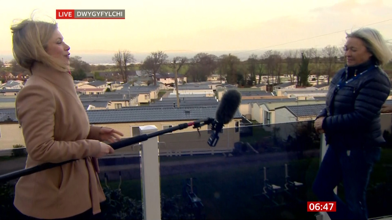 Breakfast - BBC ONE HD - 2021-03-27.ts_snapshot_00.52.30.976