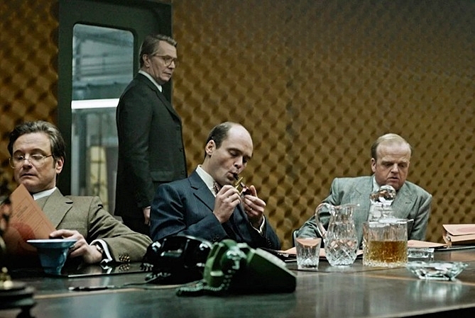 TINKER-TAILOR-SOLDIER-SPY-GARY-OLDMAN-FOTOR.jpg