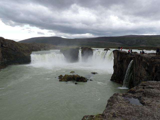 ISLANDIA en 11 DÍAS con 4x4 - Agosto 2016 - Blogs de Islandia - DÍA 7 (16/08/2016) –Lago Myvatn - Godafoss - Akureyri (15)