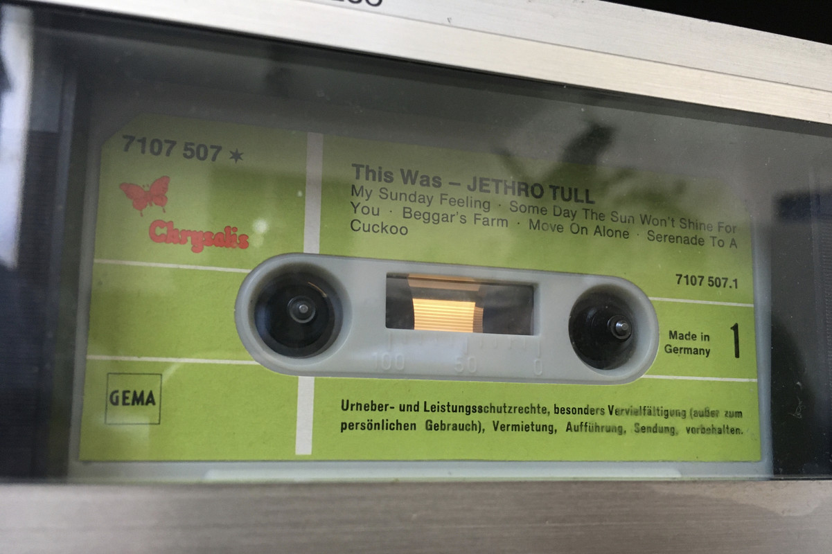 EE390D19-FC7F-4C1D-AE35-BB4FF5EE49F1