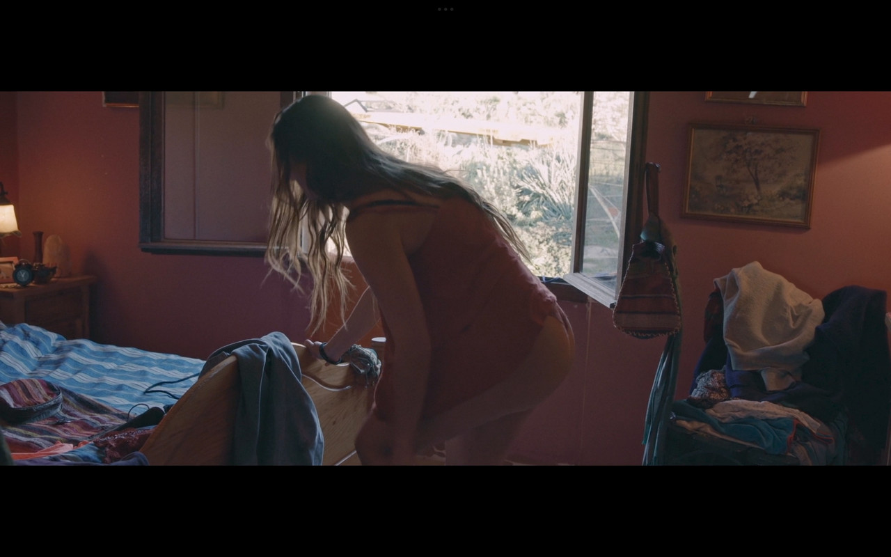 Screenshot_2025-02-13-22-35-46-341_com.mxtech.videoplayer.pro