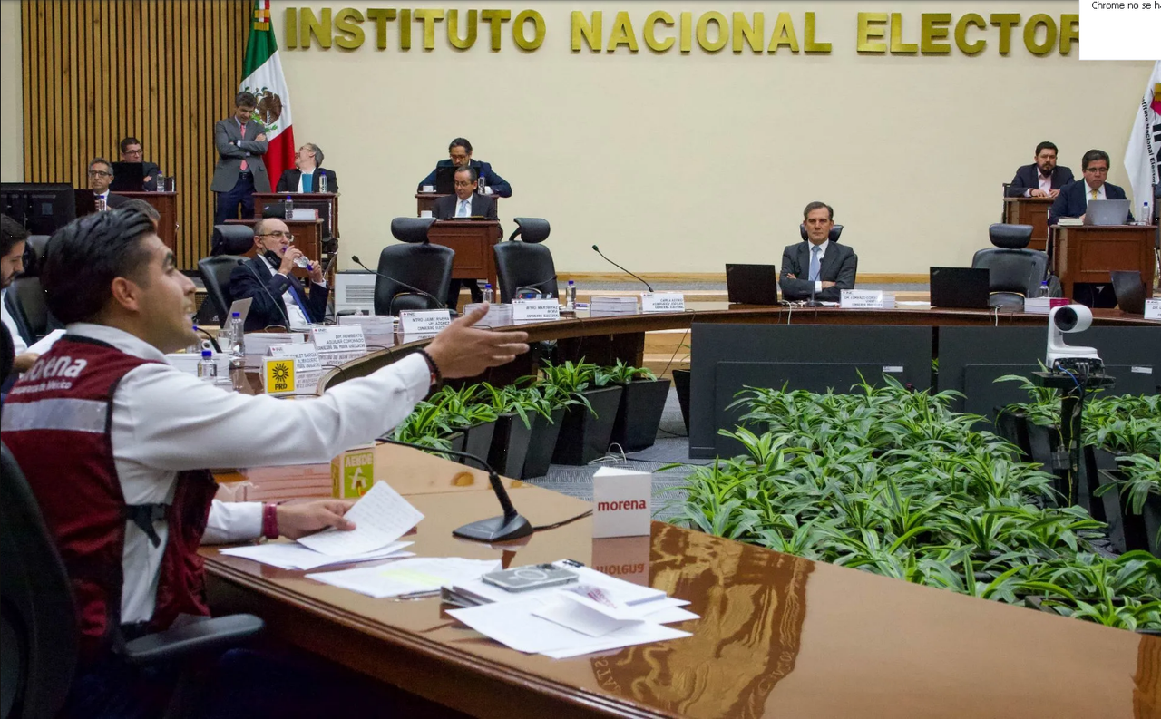 Choca Córdova con 4T en sesión extraordinaria del INE
