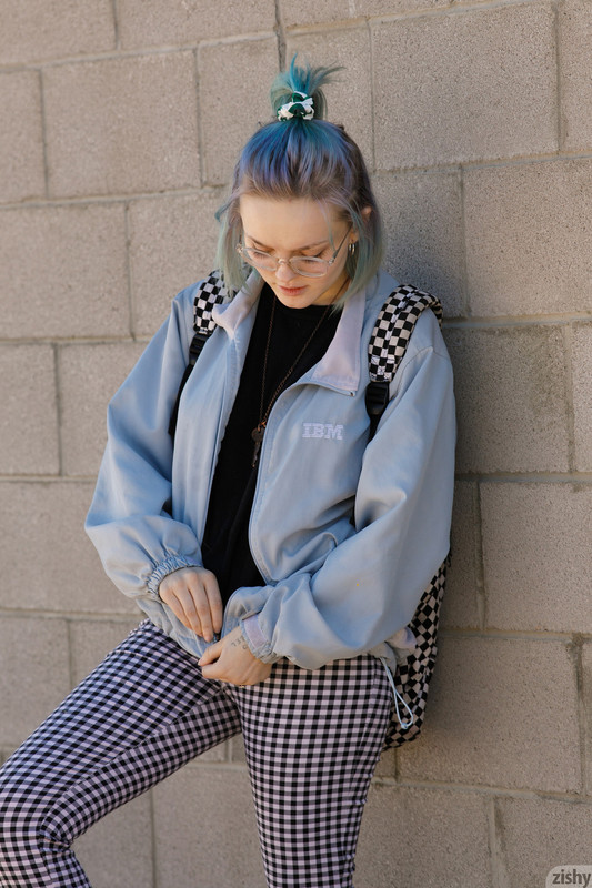 full_003_1120091305154821