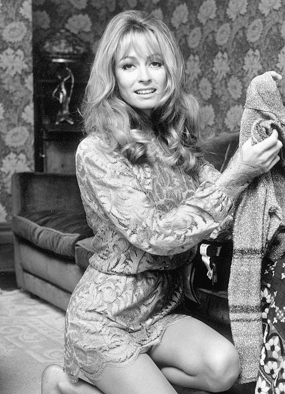 suzy_kendall_a77