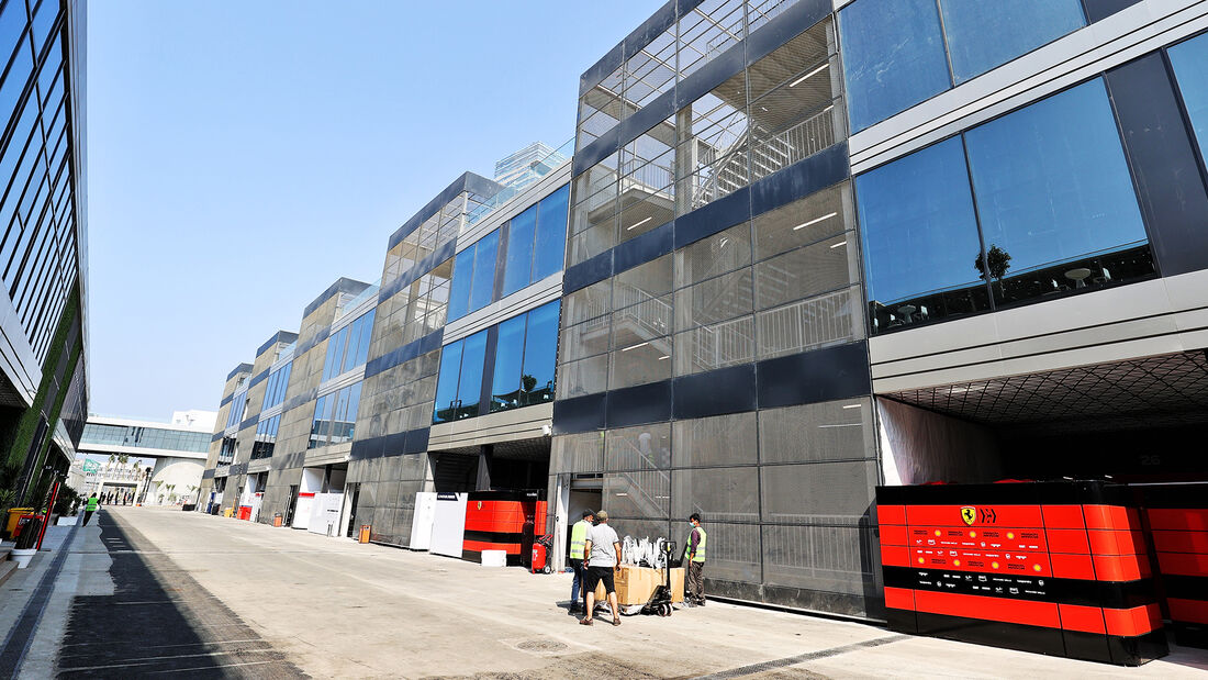 Impressionen-Formel-1-GP-Saudi-Arabien-Jeddah-Corniche-Circuit-Donnerstag-2-12-2021-169Gallery-fcab7