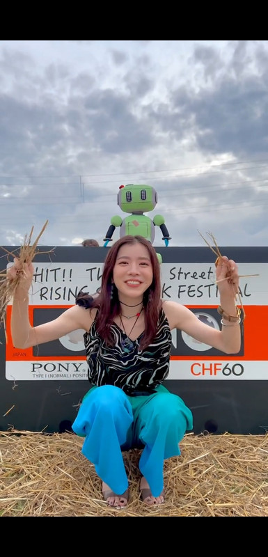 CDDB7819-5201-48BA-81CE-F469F96DD269