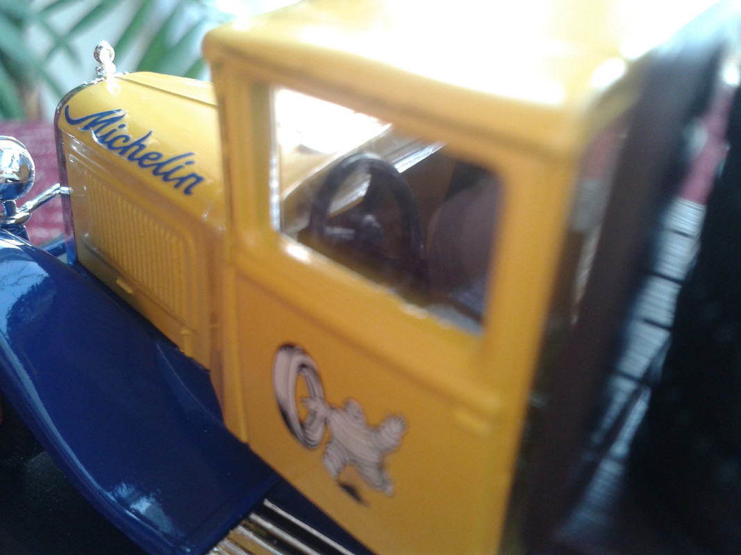 1931 Citroën C4F Plataforma “Michelin” (Solido) (13)