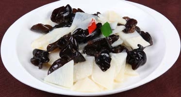 202. Yam saltato con orecchie di giuda