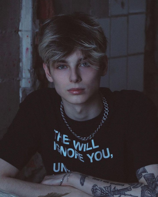 Leon.jpg