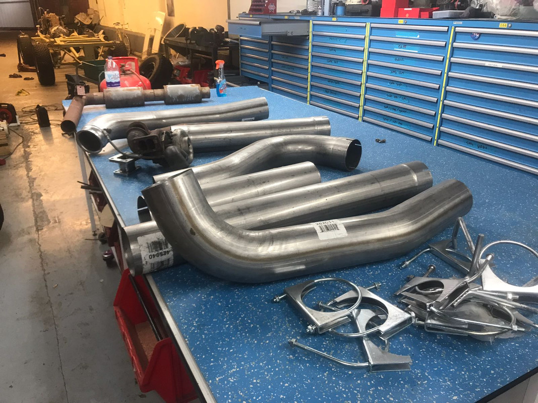 11D70E58-9D7E-4C7A-A052-4284214BCA99