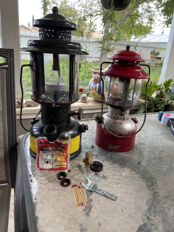 DD9B89AD-F862-4DE4-94F4-BE50228CEDCF