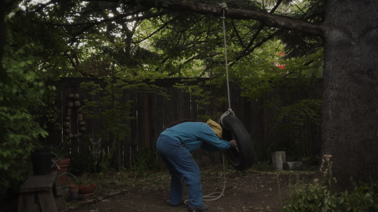 Showing.Up.2023.2160p.WEB-DL.HDR.DV.HEVC-Нечипорук.mkv_snapshot_00.08.47.569