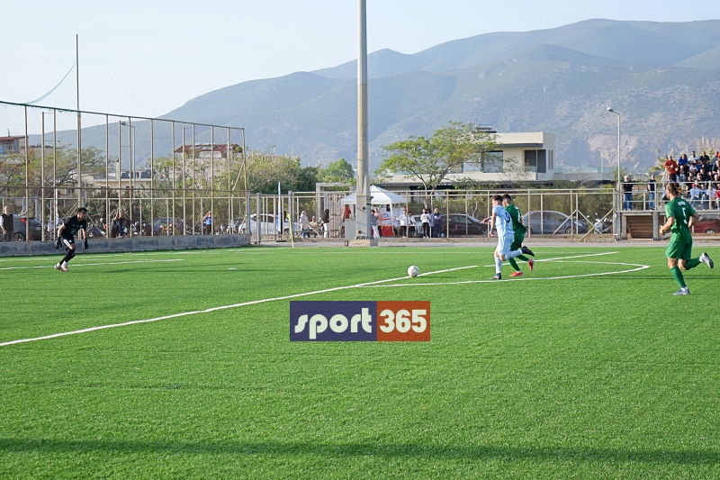 , &Tau;&omicron; &phi;&omega;&tau;&omicron;&rho;&epsilon;&pi;&omicron;&rho;&tau;ά&zeta; &tau;&omicron;&upsilon; &tau;&epsilon;&lambda;&iota;&kappa;&omicron;ύ &Epsilon;&rho;ά&nu;&eta;-&Pi;&alpha;&nu;&theta;&omicron;&upsilon;&rho;&iota;&alpha;&kappa;ό&sigmaf; (&phi;&omega;&tau;&omicron;)