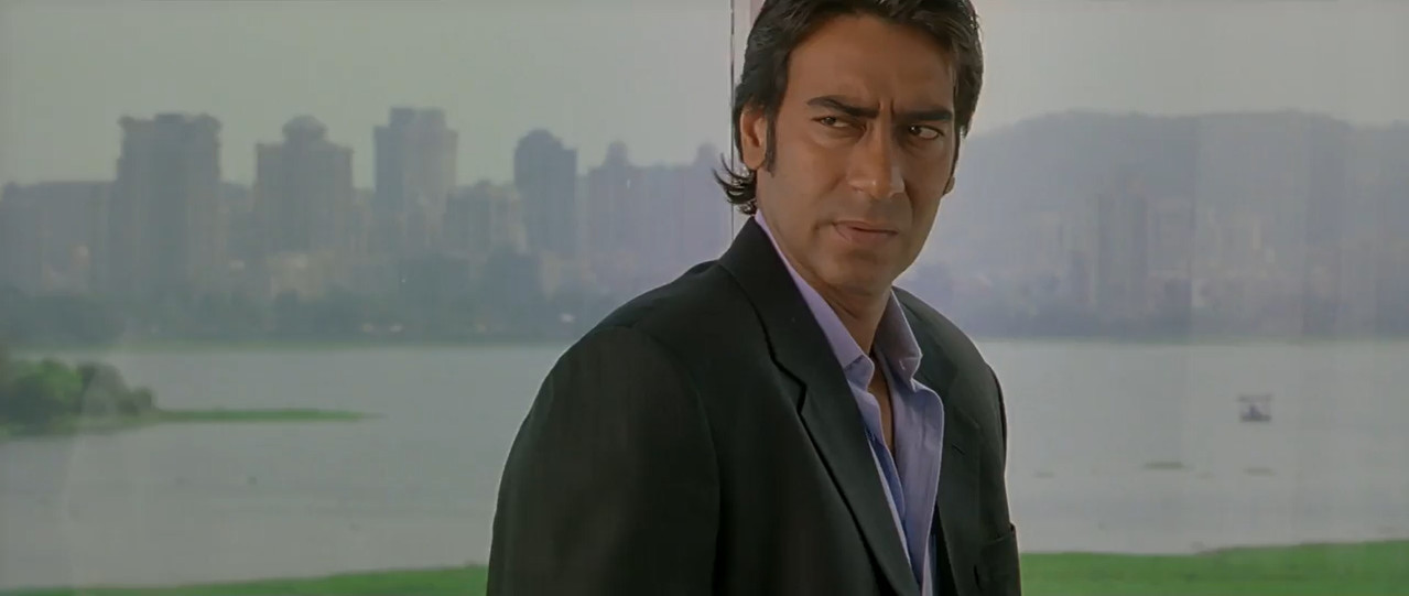 Halla Bol 2008 WebRip [Hindi + Tamil] 480p 720p ESub Screenshot