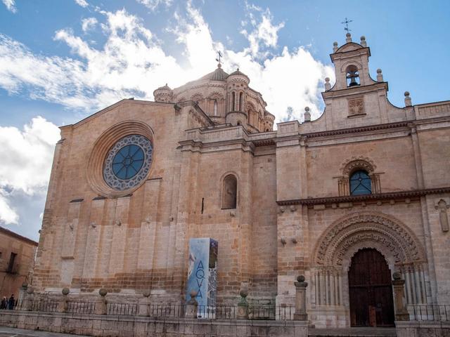 Domingo en Toro. Exposición "Las Edades del Hombre". - ZAMORA, TORO y "Las Edades del Hombre" (22)
