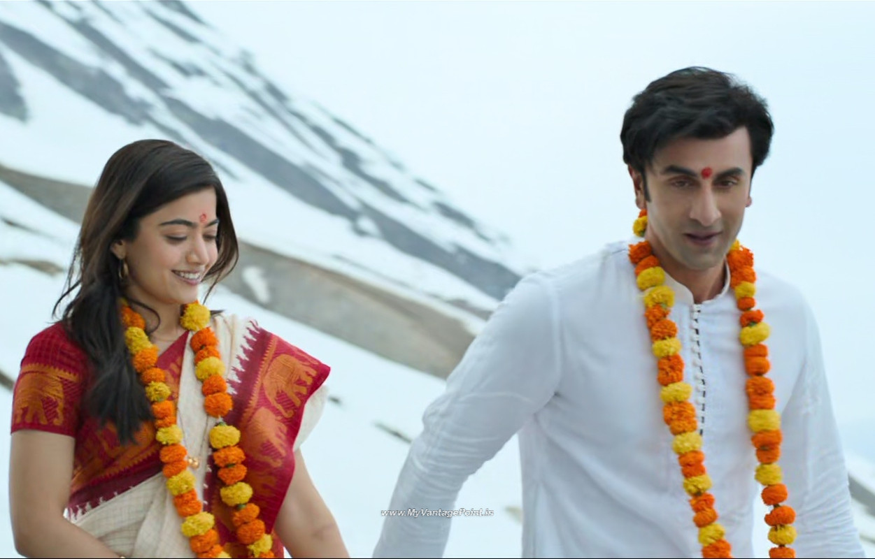 44Rashmika Mandanna Hot in Animal Movie with Ranbir Kapoor