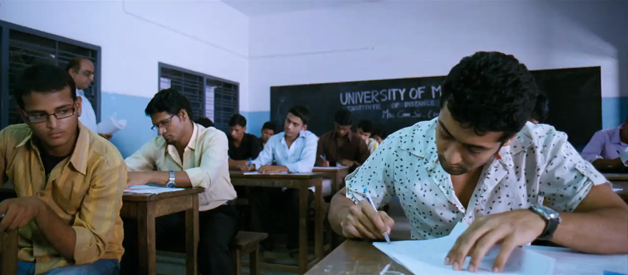 Ayan 2009 BluRay [Tamil] 480p, 720p ESub Screenshot