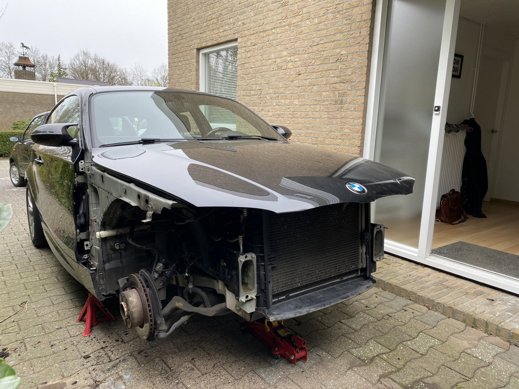 2F0B807D-C7BC-4BFC-9BA7-5AECEC046E7E