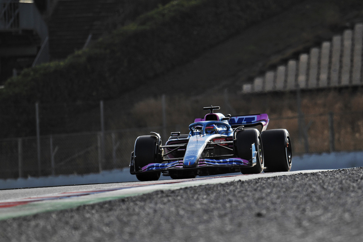 [Imagen: f1-test-barcellona-gallery-day1-435.jpg]