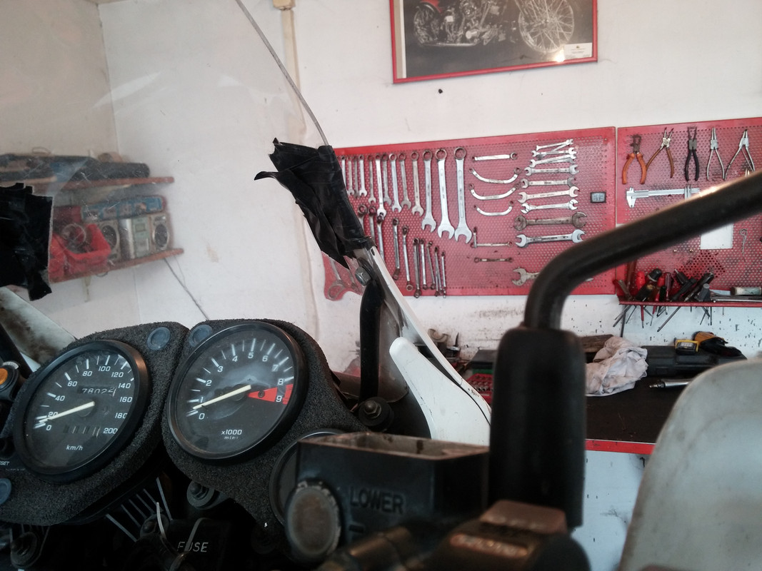 CAM02879