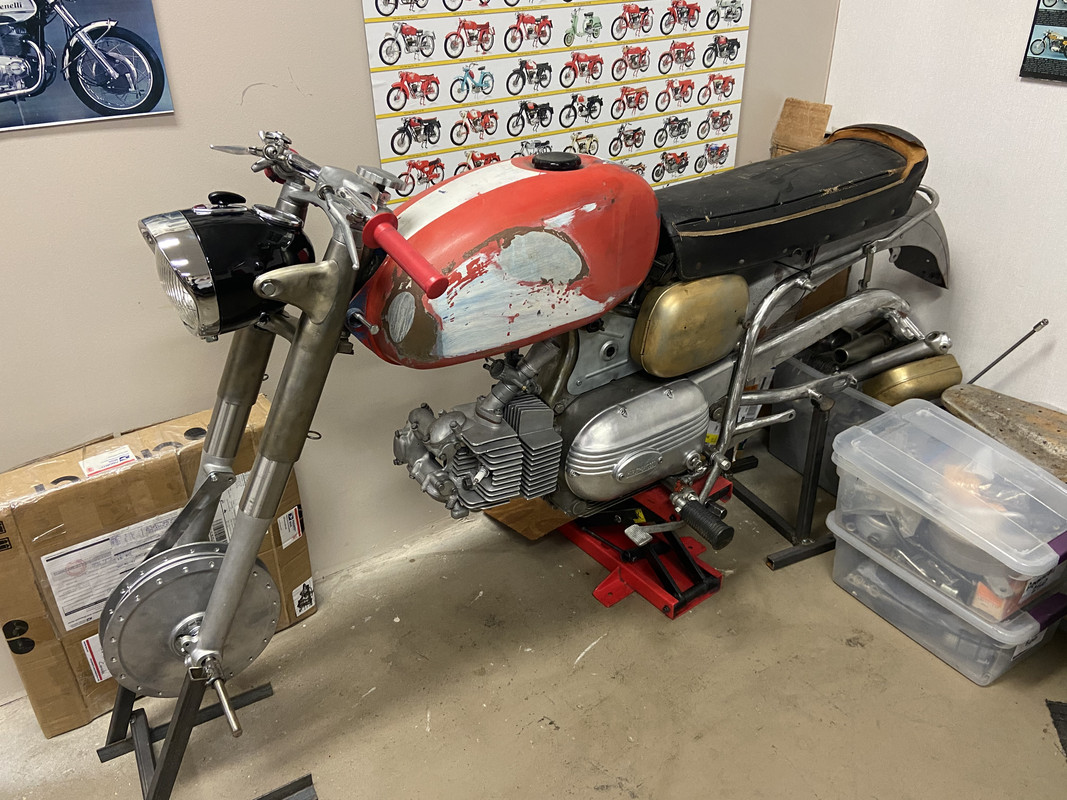 072C6A42-08E9-4F6D-91B3-B233ABEDD7C5