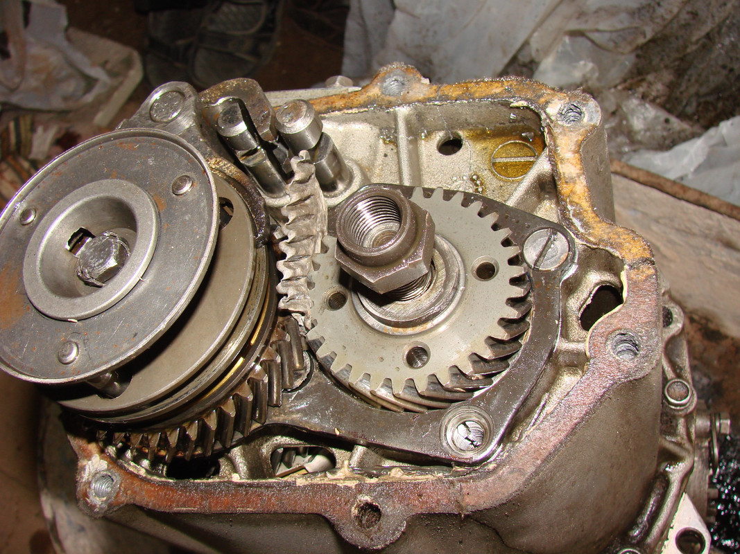 Гайка 2вала откручена.2931