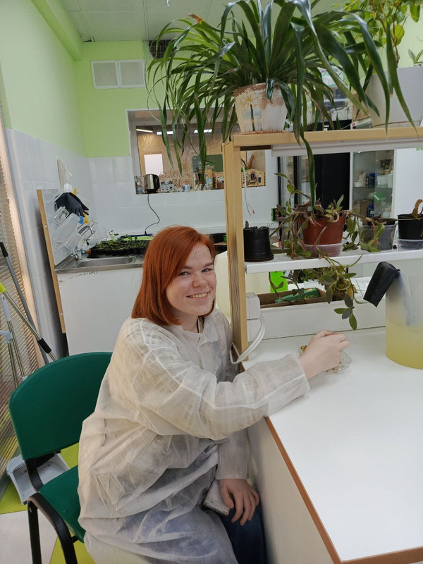 photo-5447181497258866655-y