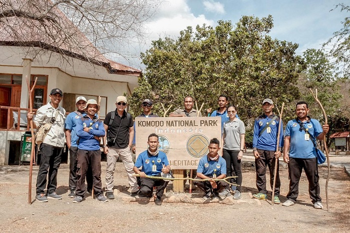Kunjungan Wishnutama dan Angela Tanoesoedibjo ke Taman Nasional Komodo