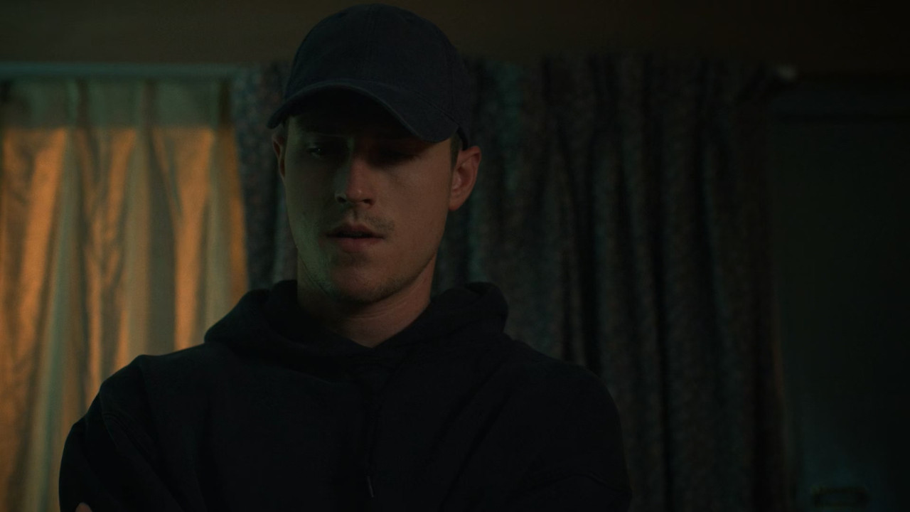 Hightown (2020) S01E05 The Best You'll Feel All Day (4Kto1080p STAN Webrip x265 10bit EAC3 5.1 - HxD