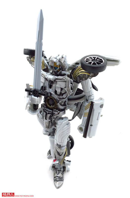 The-Last-Knight-Deluxe-Cogman-18