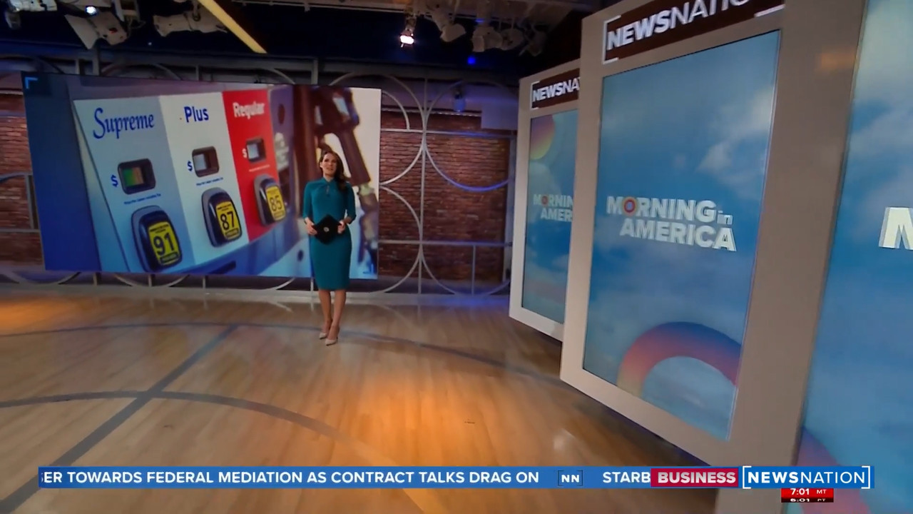 10.18 - 12.00.00 - Morning In America With Adrienne  ᴸᶦᵛᵉ. Start Your...-1.m4v_snapshot_02.02.31.559